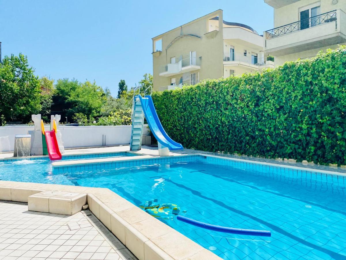 Noha Suite Hotel Riccione Exterior foto